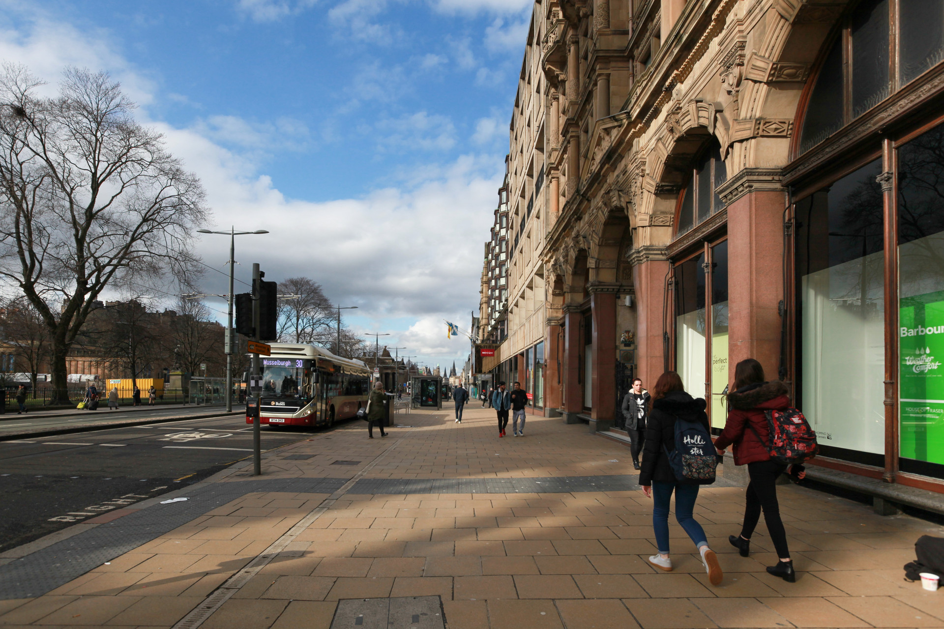 英国艺术留学申请条件,英国留学艺术专业申请条件