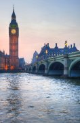 英国留学申请流程详解：时间规划与材料准备