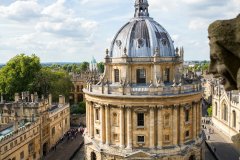 英国硕士申请中的“早鸟”优势：提前规划，抢占先机